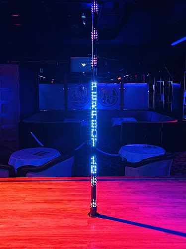 Perfect 10 Mens Club